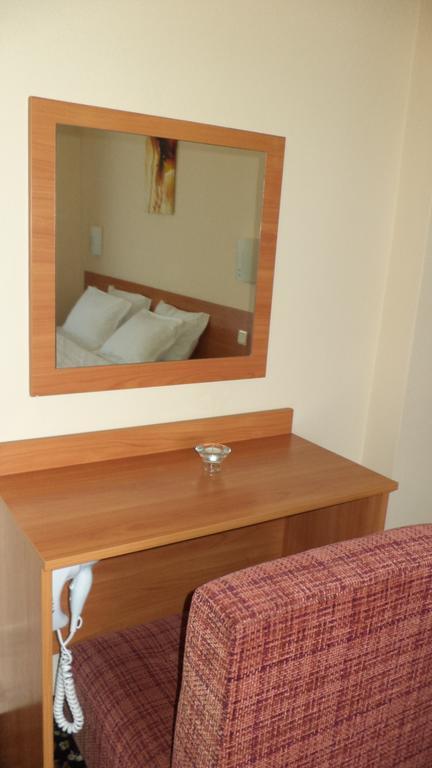 Elit Hotel Sófia Quarto foto